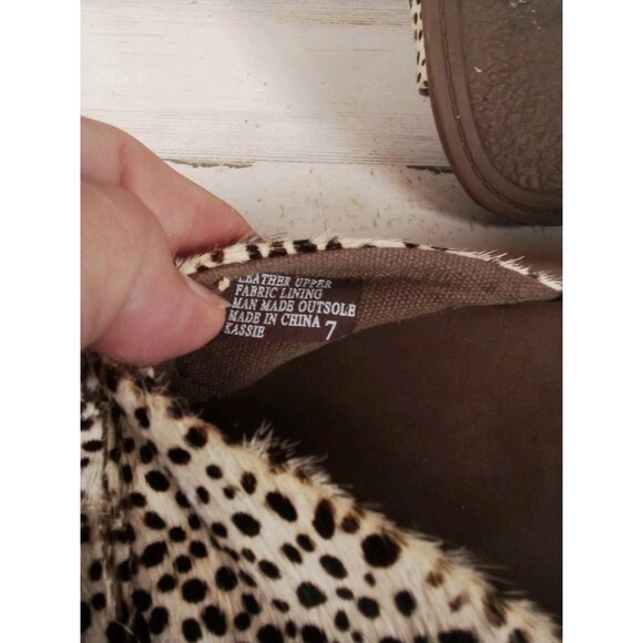 Women's Yellow Box Sandal Real Cow Hair / Cowhide Print Size‎ 7 Slip-on - Picture 10 of 11